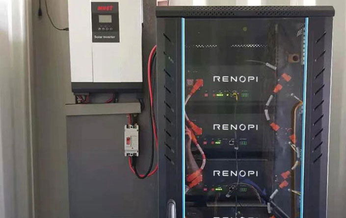 RENOPI 8kva Off Grid Omvormer 50KWH Lifepo4 Batterijsysteem in Libanon